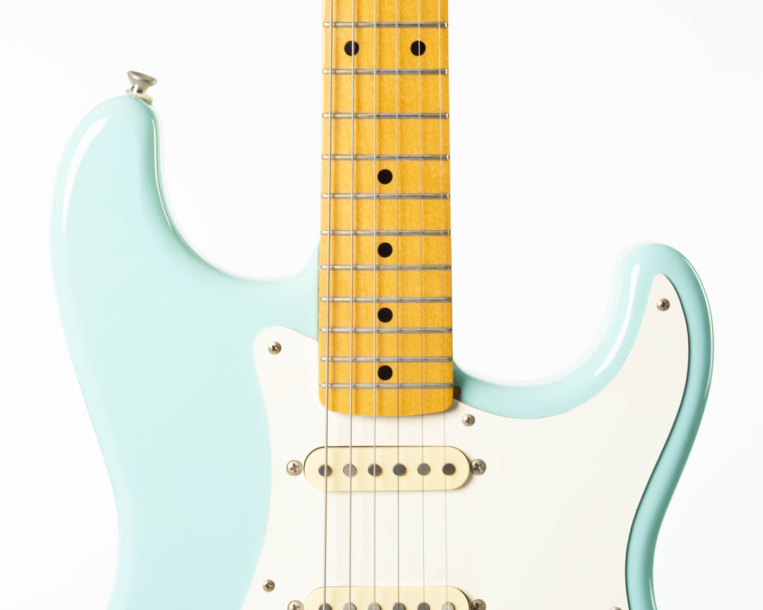 Fender ST-54 Stratocaster Reissue MIJ 1996 Daphne Blue