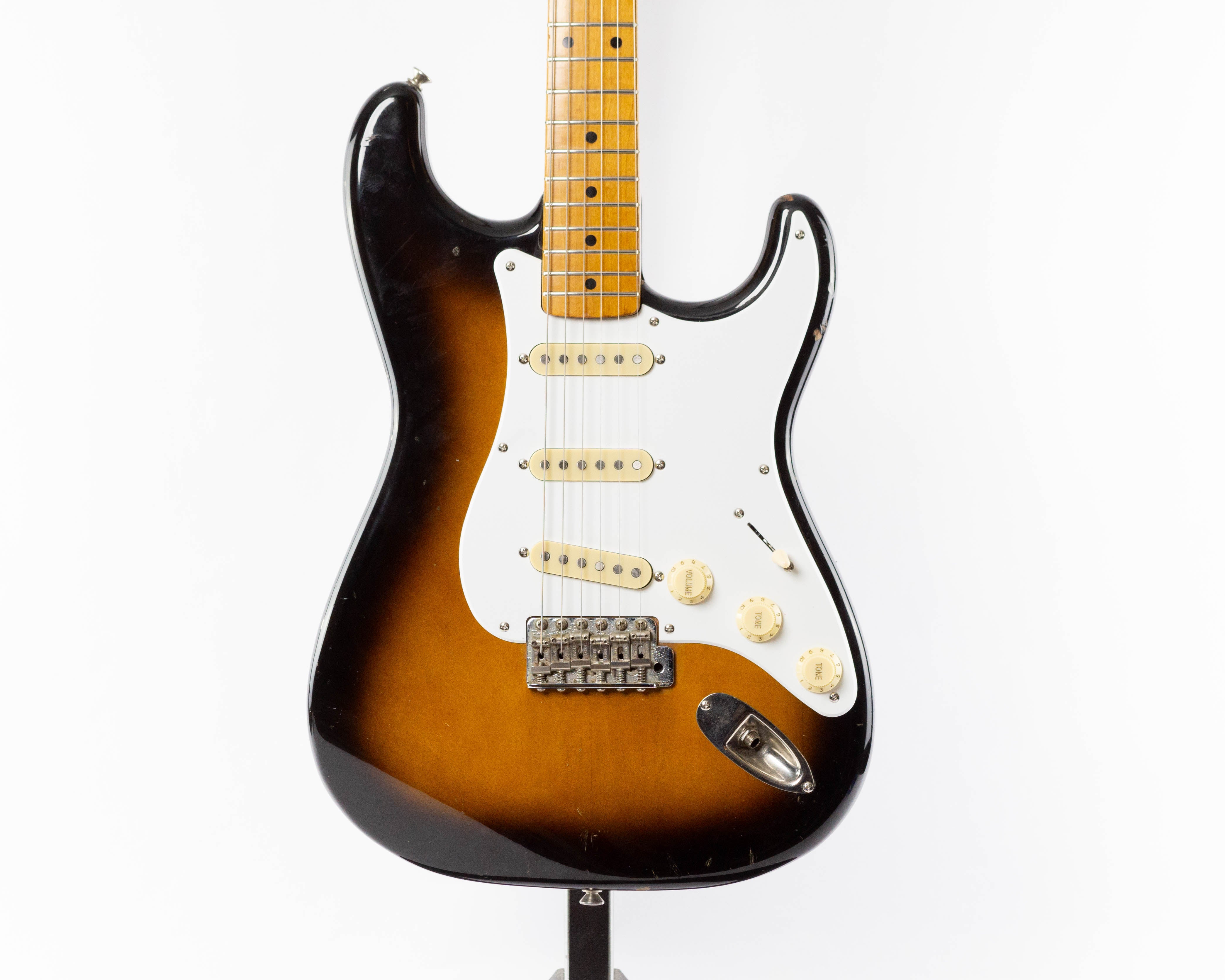 Squier JV Stratocaster '57 1982 Two Tone Sunburst – The58Sound