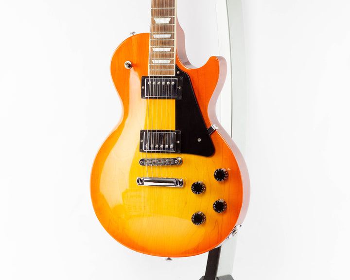 Gibson Les Paul Studio with Fretboard Binding 2018 Tangerine Burst