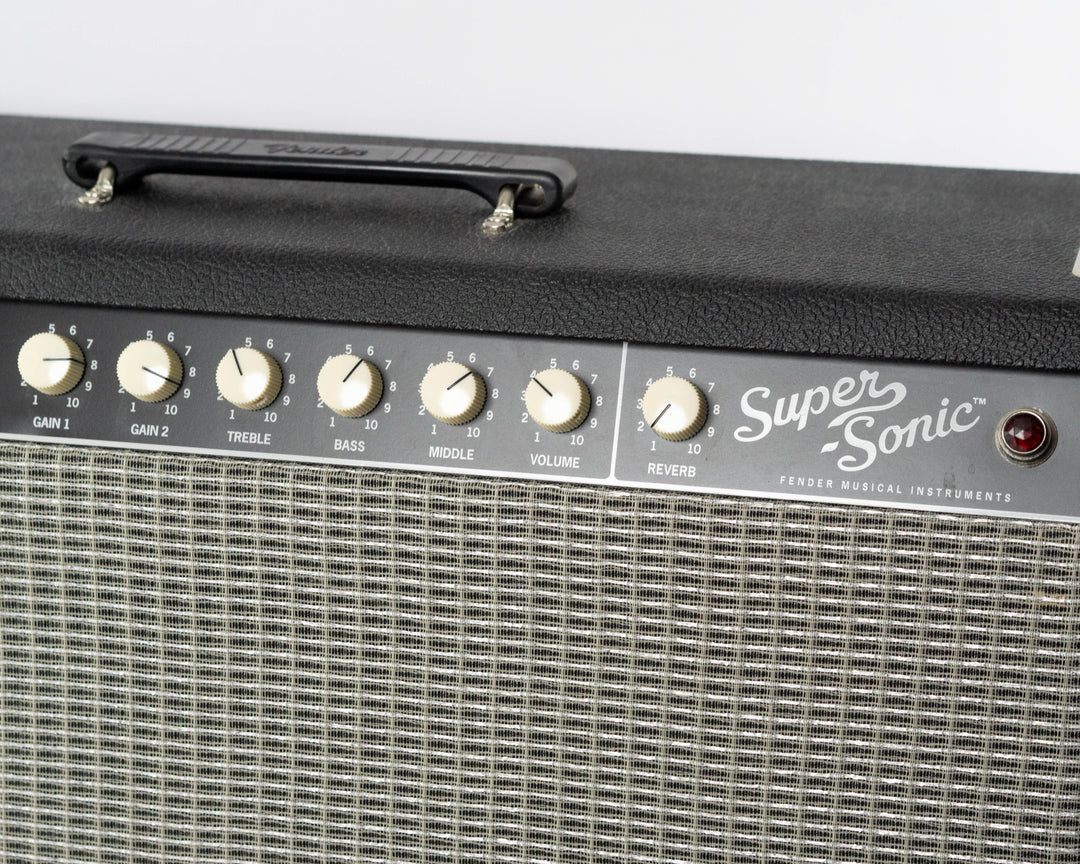 Fender Super-Sonic 22 2-Channel 22-Watt 1x12" Guitar Combo