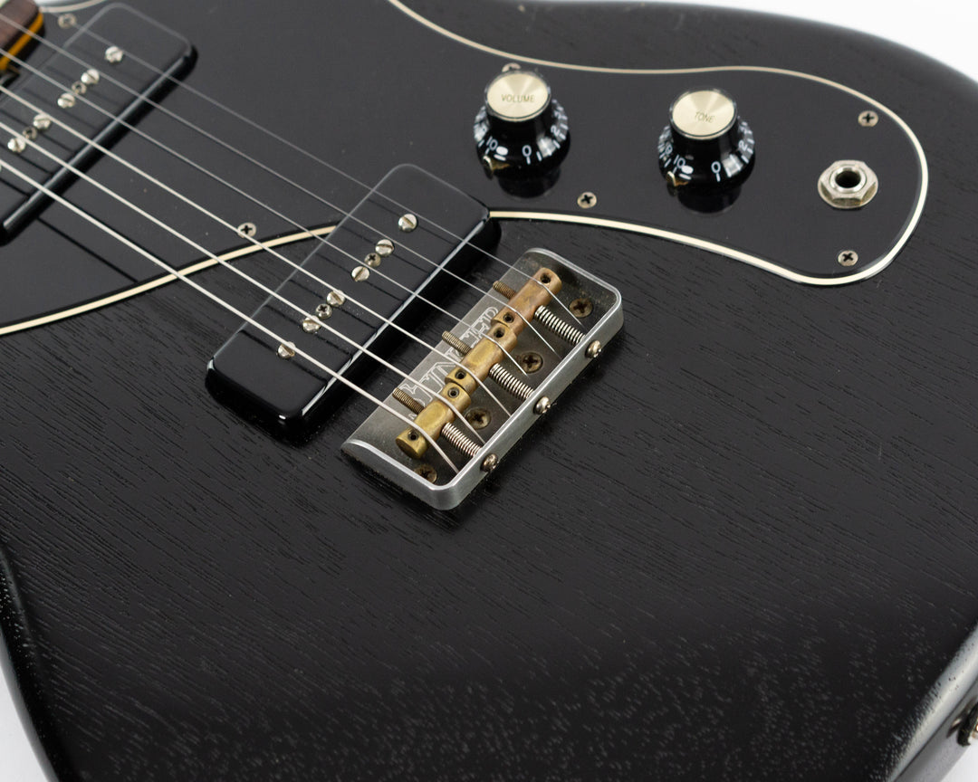 Macmull Stinger 2022 Open Pore Black Satin