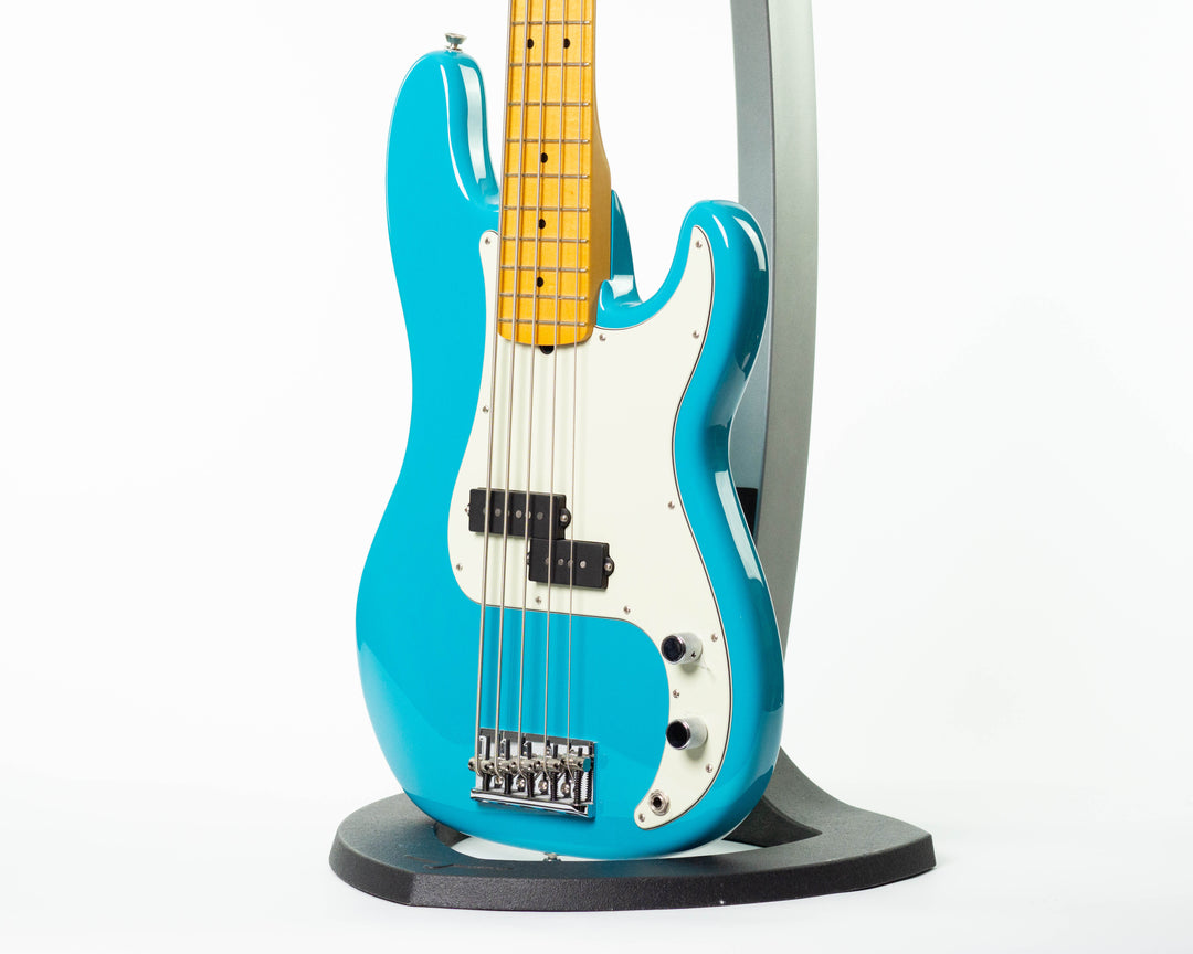 Fender American Professional II Precision Bass V 2020 Miami Blue
