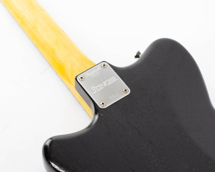 Macmull Stinger 2022 Open Pore Black Satin