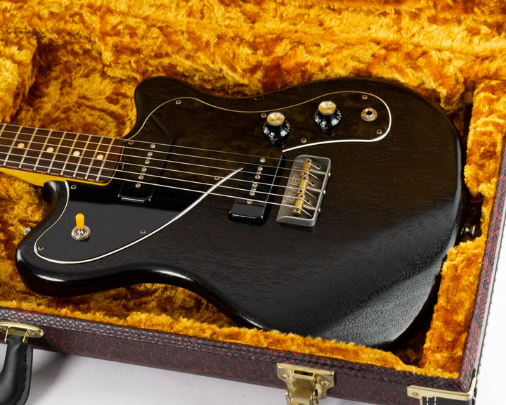 Macmull Stinger 2022 Open Pore Black Satin