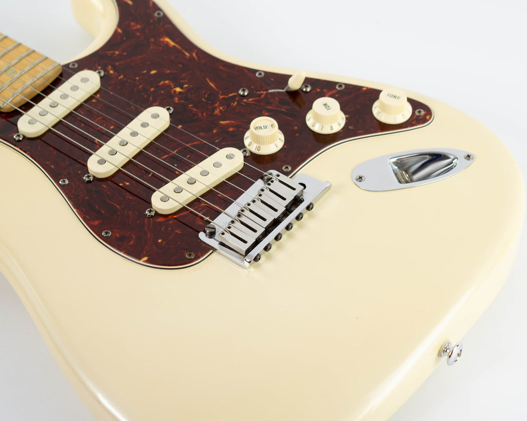 Fender American Deluxe Stratocaster 2007 Olympic Pearl
