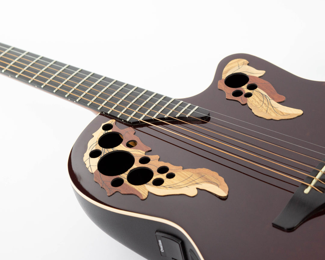 Ovation Adamas 1597 1999 Ruby Red Carbon Fiber