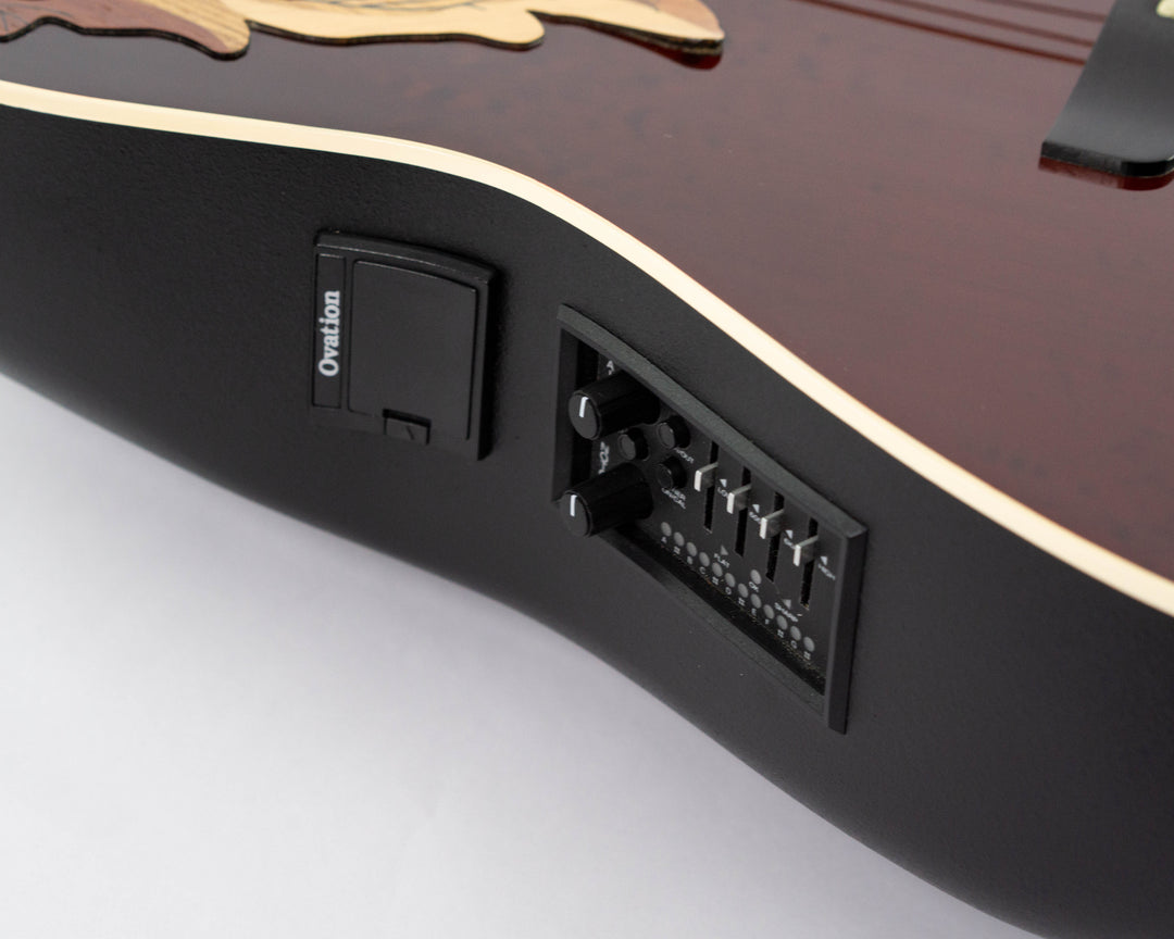 Ovation Adamas 1597 1999 Ruby Red Carbon Fiber