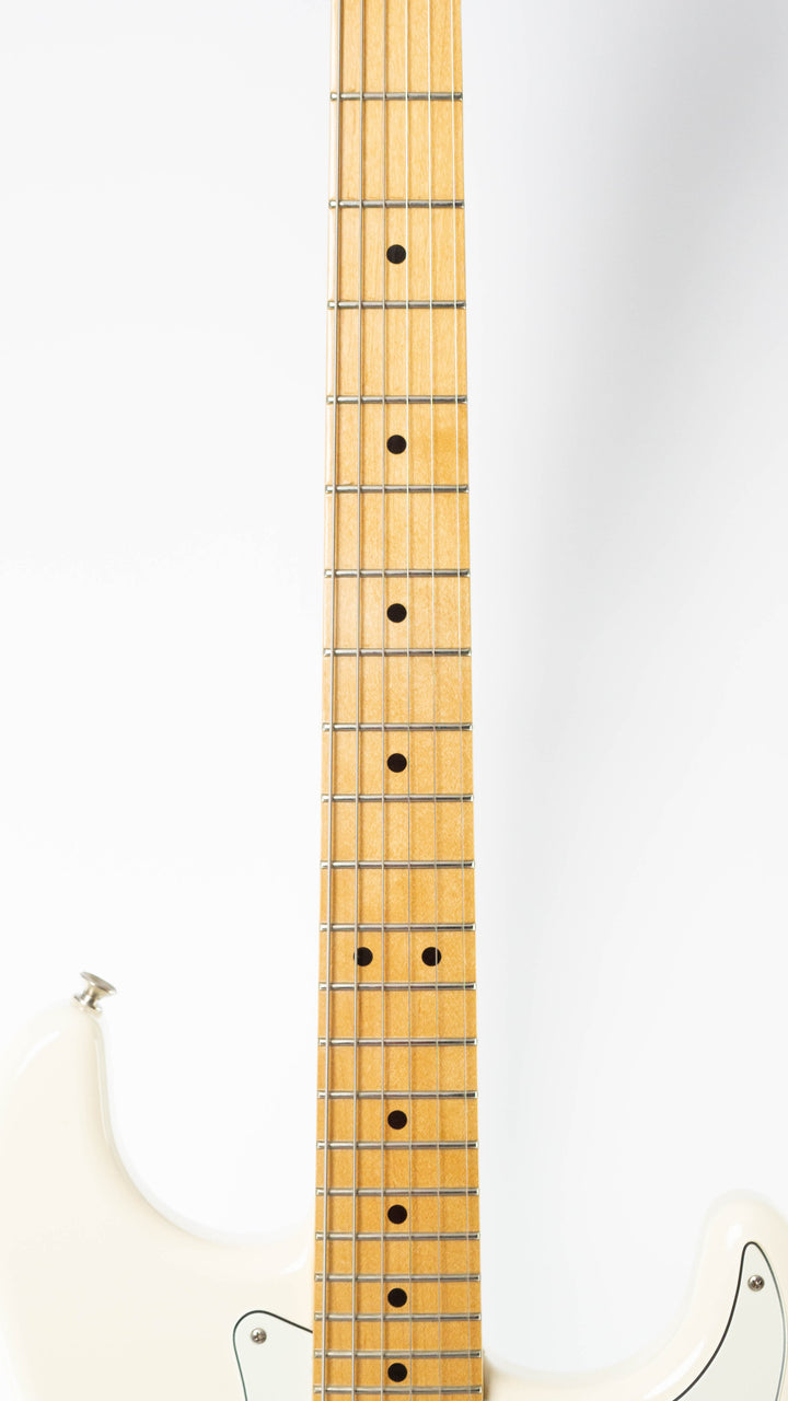 Fender Mexican Standard Stratocaster 2015 Arctic White