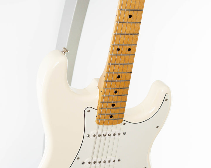 Fender Mexican Standard Stratocaster 2015 Arctic White
