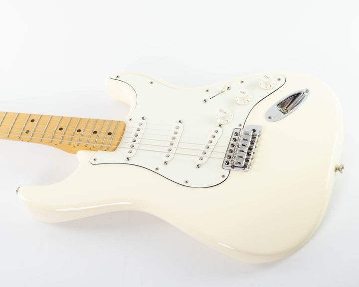 Fender Mexican Standard Stratocaster 2015 Arctic White