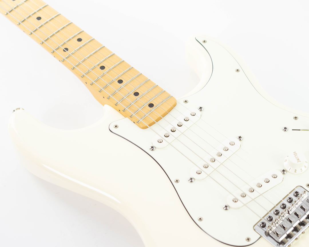 Fender Mexican Standard Stratocaster 2015 Arctic White