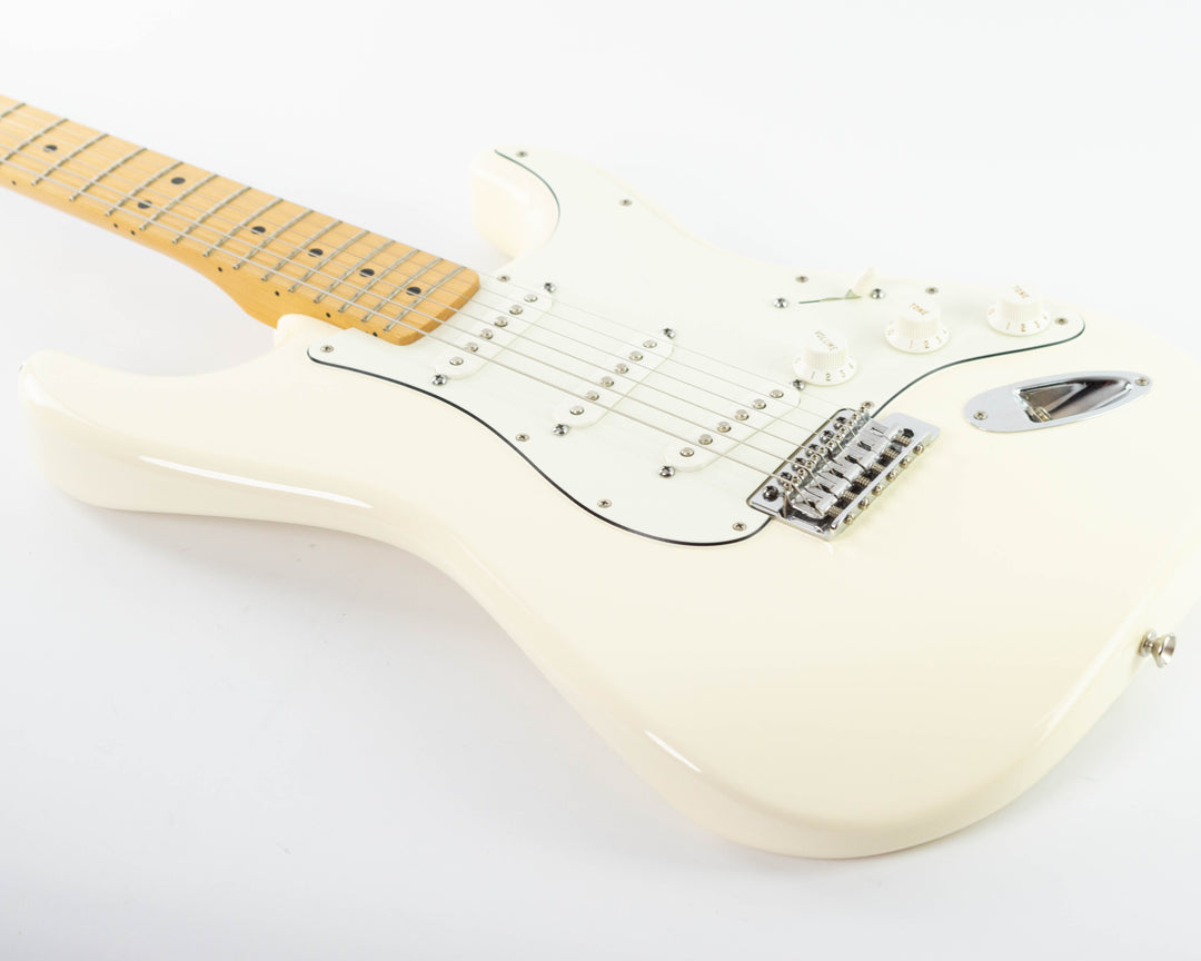 Fender Mexican Standard Stratocaster 2015 Arctic White