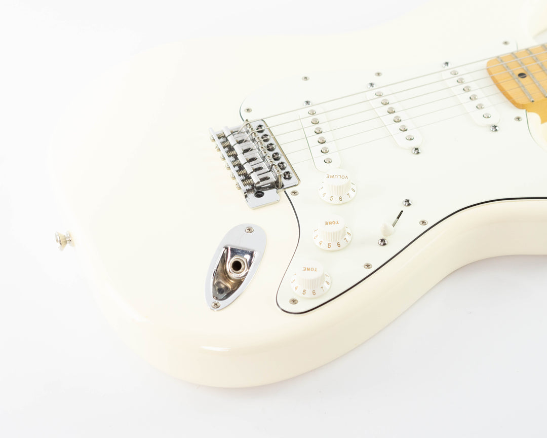 Fender Mexican Standard Stratocaster 2015 Arctic White