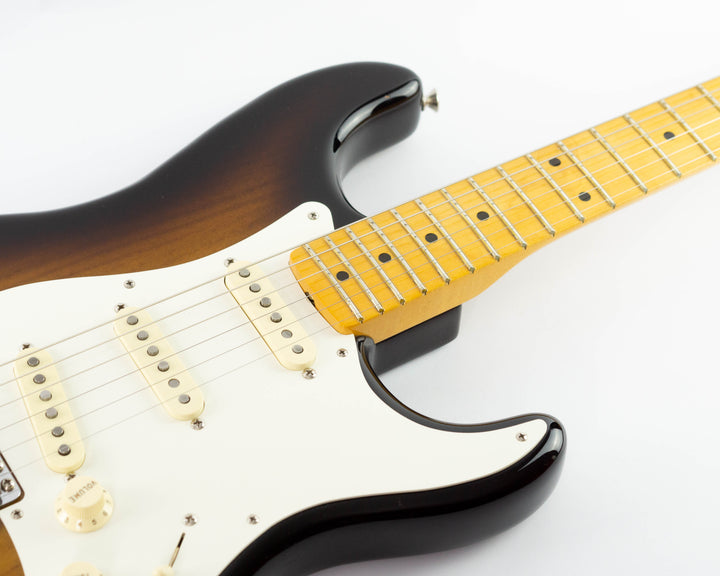 Fender Stories Collection Eric Johnson 1954 Virginia Stratocaster 2021 2 Colour Sunburst