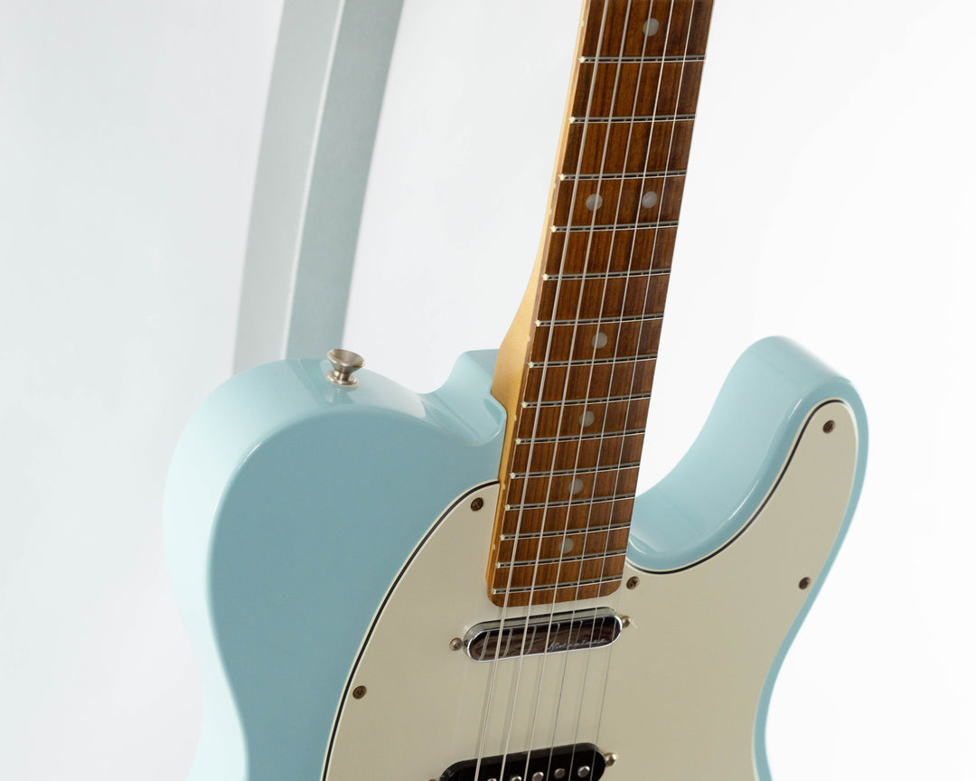 Fender Deluxe Nashville Telecaster 2019 Daphne Blue