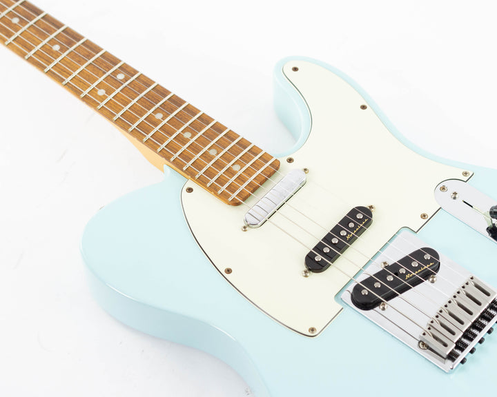 Fender Deluxe Nashville Telecaster 2019 Daphne Blue