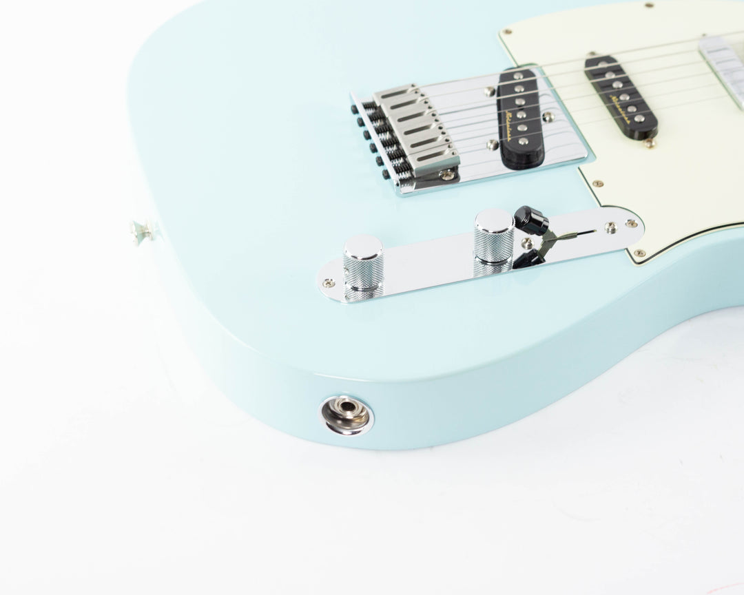 Fender Deluxe Nashville Telecaster 2019 Daphne Blue