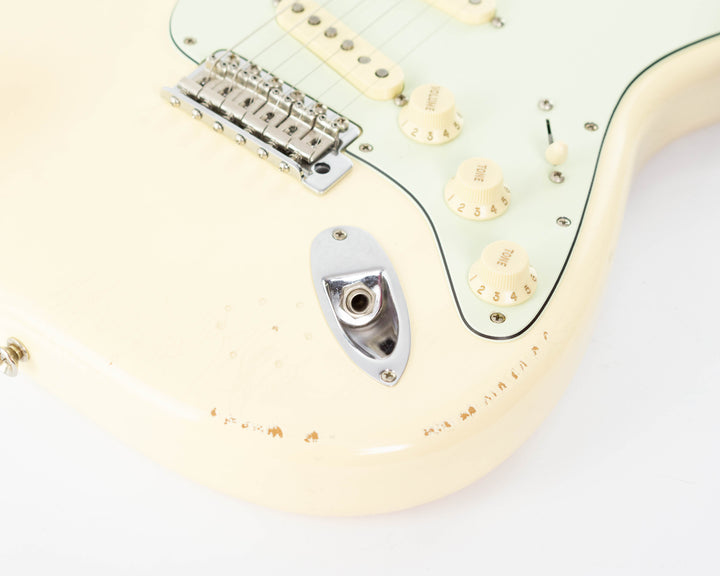 Fender FSR Vintera 70's Stratocaster Road Worn Nitro 2023 Olympic White