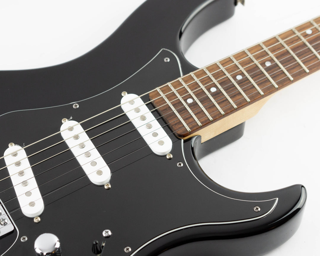 Line 6 Variax Standard Modeling Electric Guitar 2015 Black