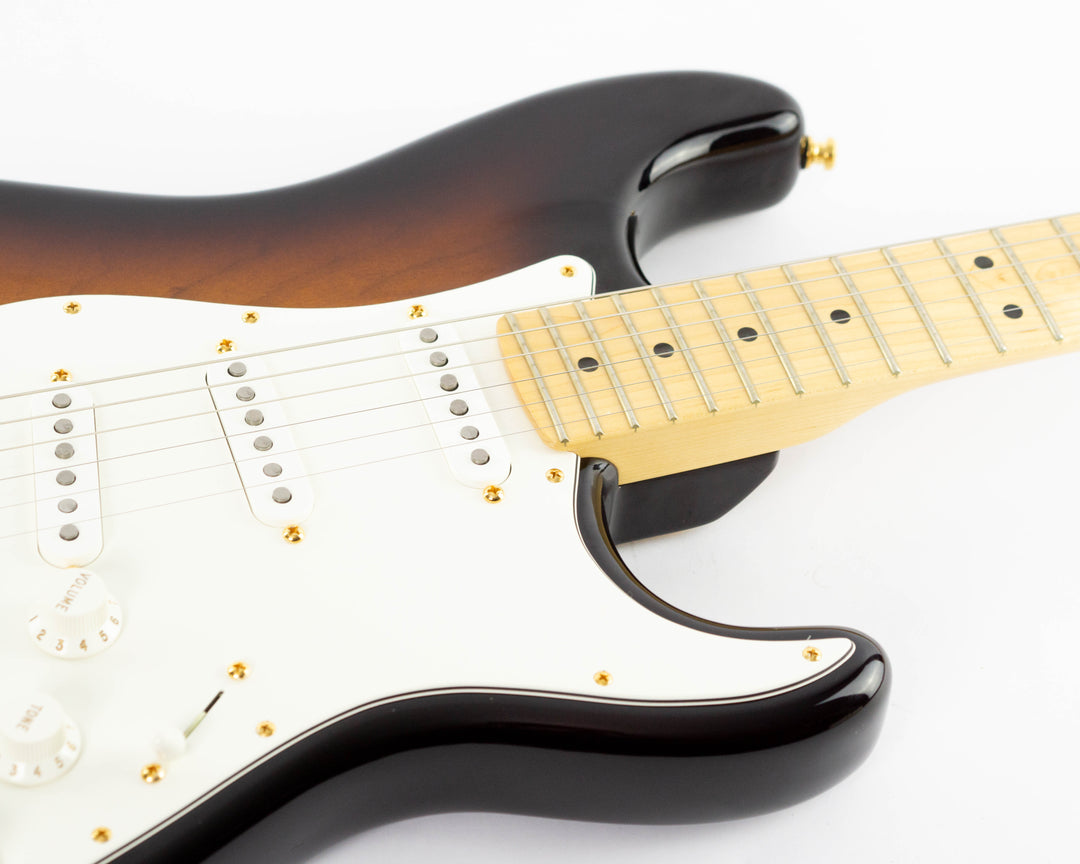 Fender 60th Anniversary American Deluxe Stratocaster 2013 2 Tone Sunburst