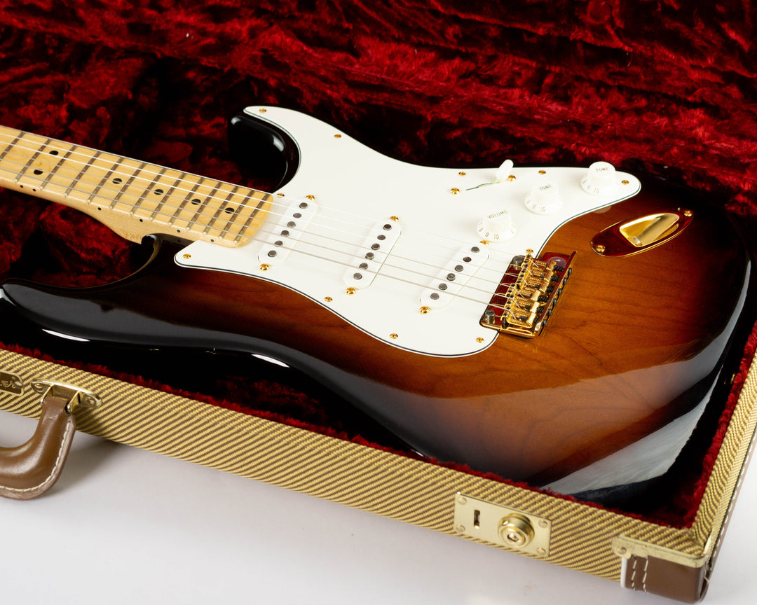Fender 60th Anniversary American Deluxe Stratocaster 2013 2 Tone Sunburst