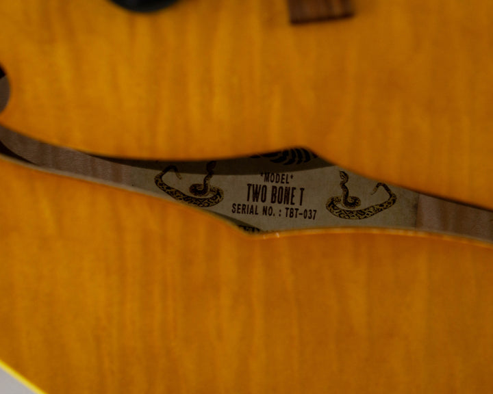 King Snake Two Bone T 2025 Amber Natural