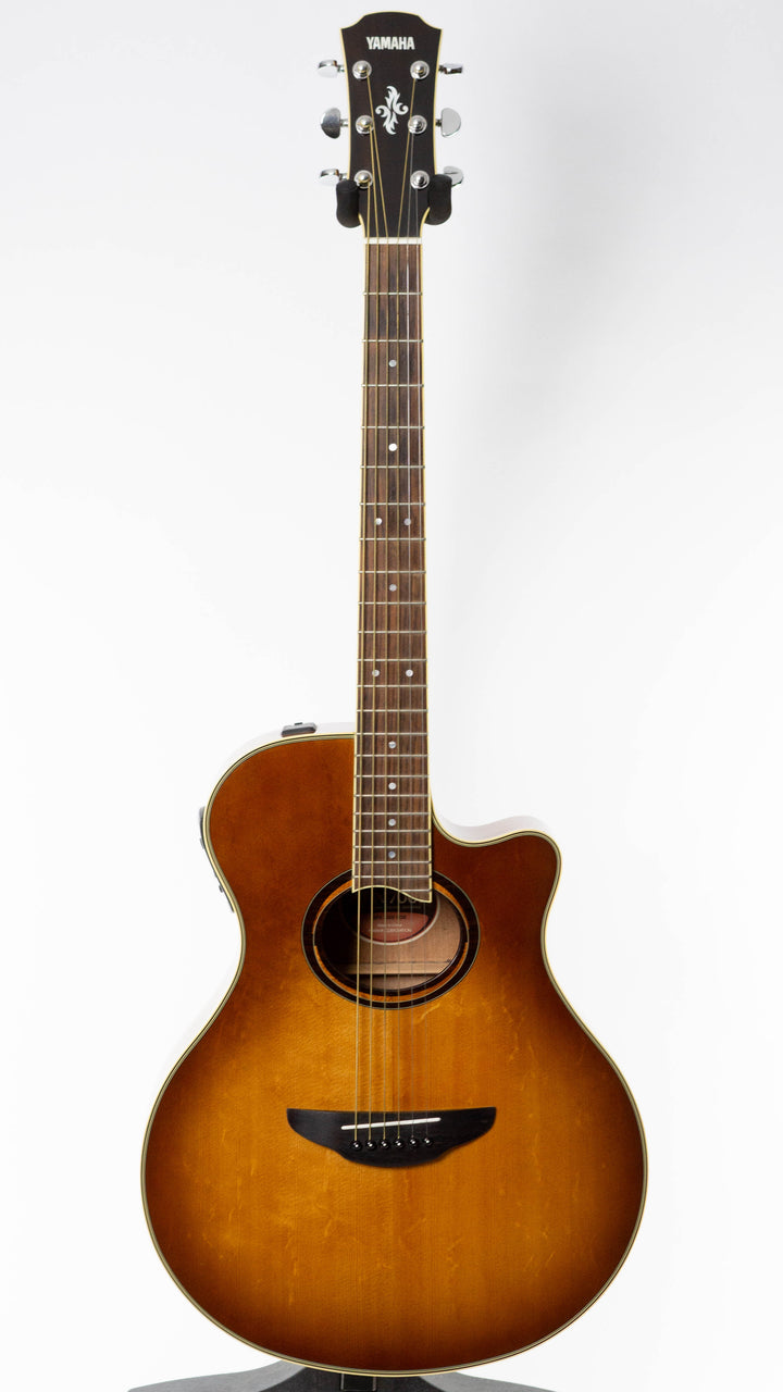 Yamaha APX700 II 2012 Sandburst