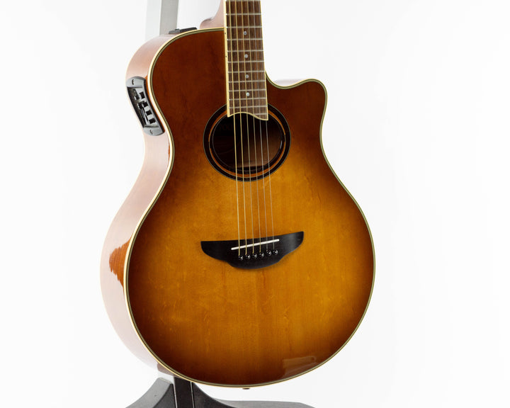 Yamaha APX700 II 2012 Sandburst