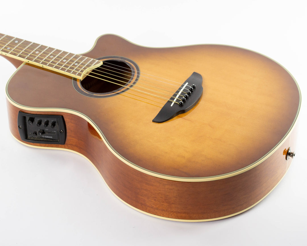 Yamaha APX700 II 2012 Sandburst