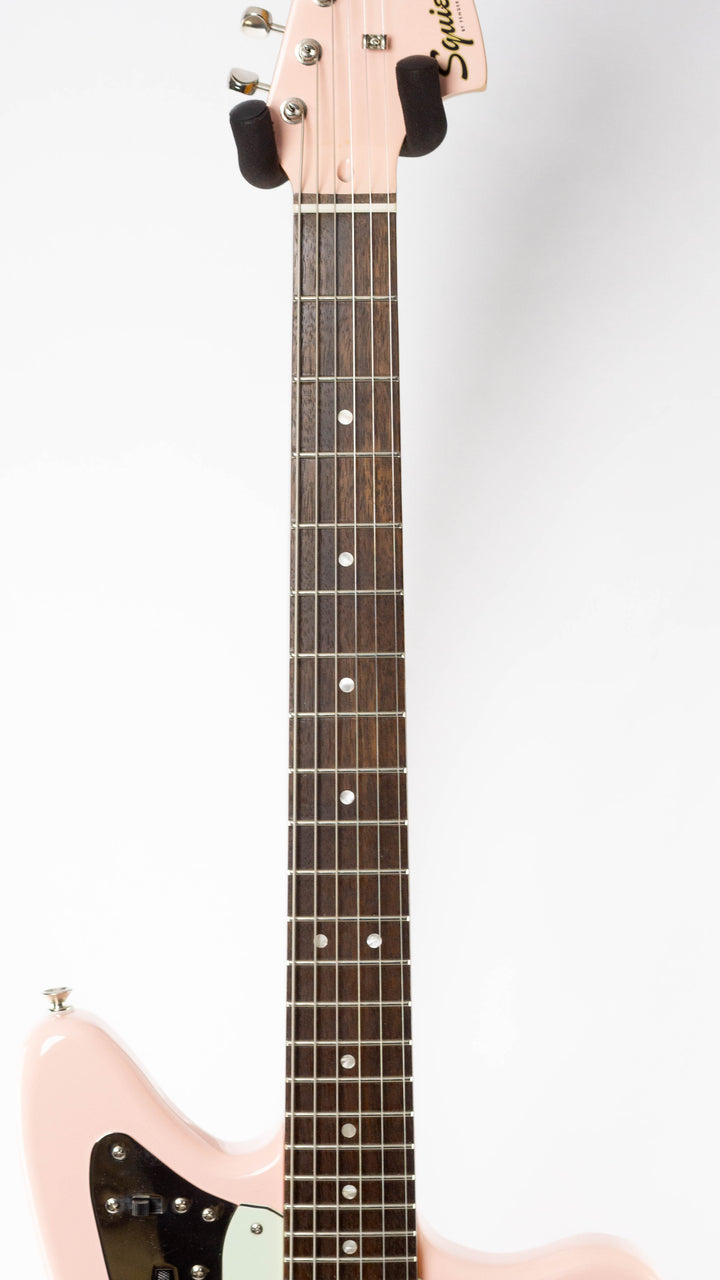 Squier Classic Vibe '60s Jaguar 2021 Shell Pink with Matching Headstock