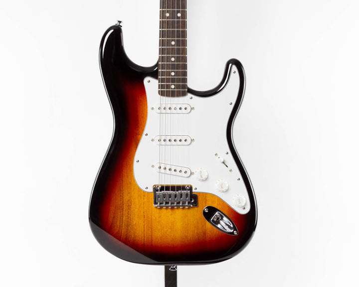 Fender Standard Stratocaster 2025 3-Color Sunburst