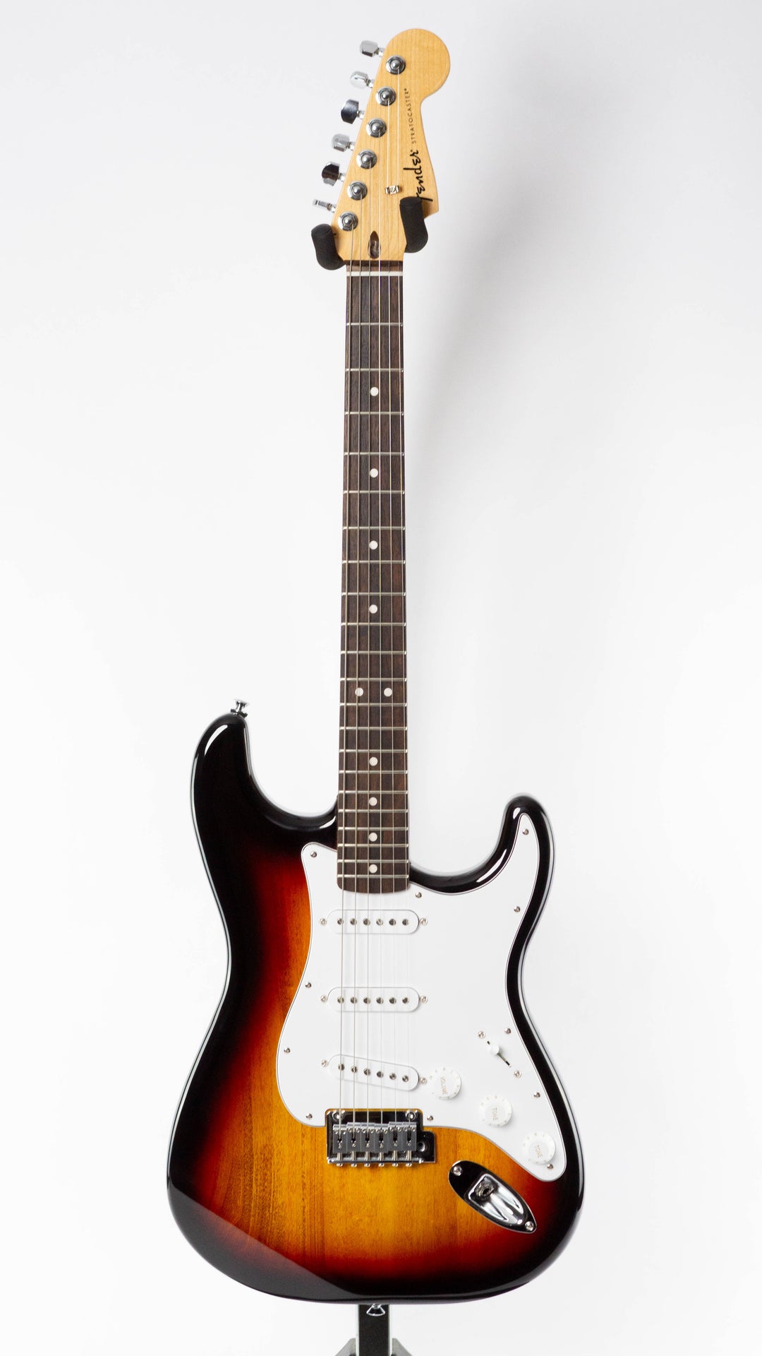Fender Standard Stratocaster 2025 3-Color Sunburst