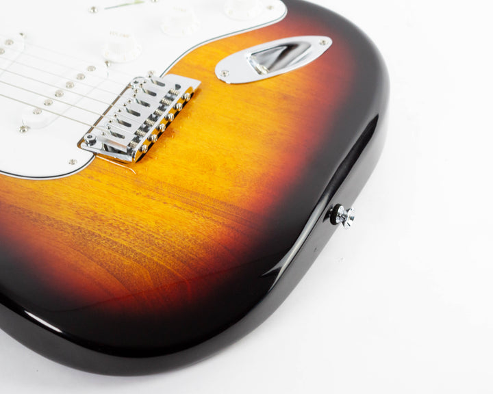 Fender Standard Stratocaster 2025 3-Color Sunburst