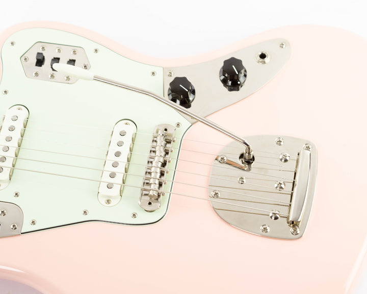 Squier Classic Vibe '60s Jaguar 2021 Shell Pink with Matching Headstock