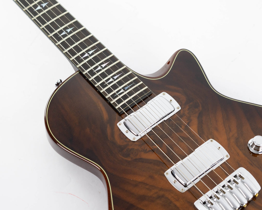 Taylor Solidbody Custom 2008 Walnut