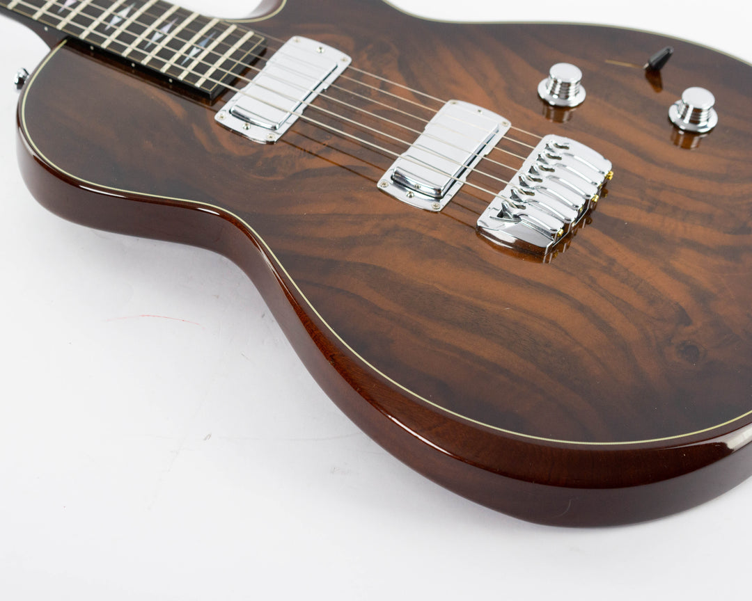 Taylor Solidbody Custom 2008 Walnut