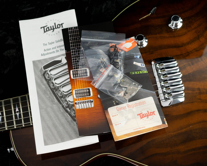 Taylor Solidbody Custom 2008 Walnut