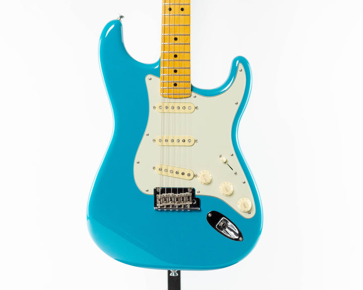 Fender American Professional II Stratocaster 2023 Miami Blue