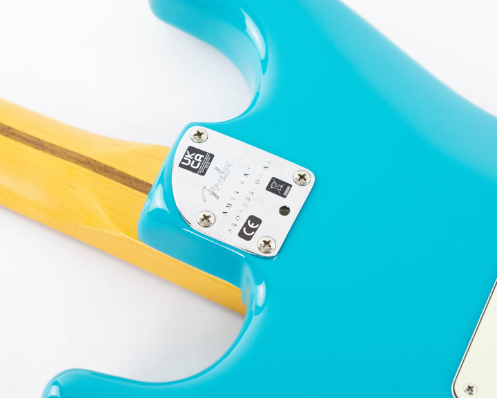 Fender American Professional II Stratocaster 2023 Miami Blue
