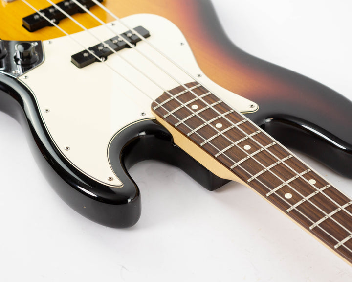 Fender American Series Jazz Bass 2003 3-Color Sunburst
