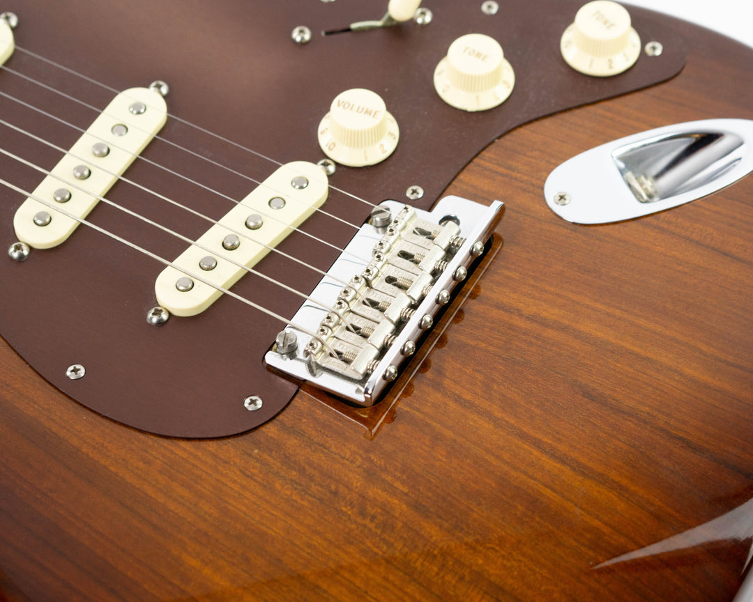 Fender Limited Edition Exotic Collection Shedua Top Stratocaster 2017 Shaded Edge Burst