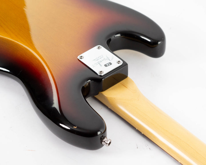 Fender American Series Jazz Bass 2003 3-Color Sunburst