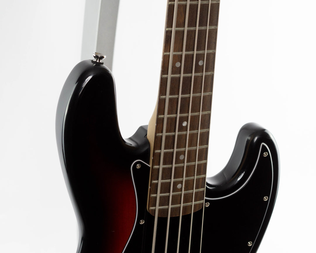 Squier Affinity Jazz Bass V 2021 3-Colour Sunburst