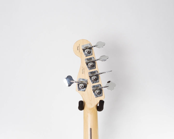 Squier Affinity Jazz Bass V 2021 3-Colour Sunburst