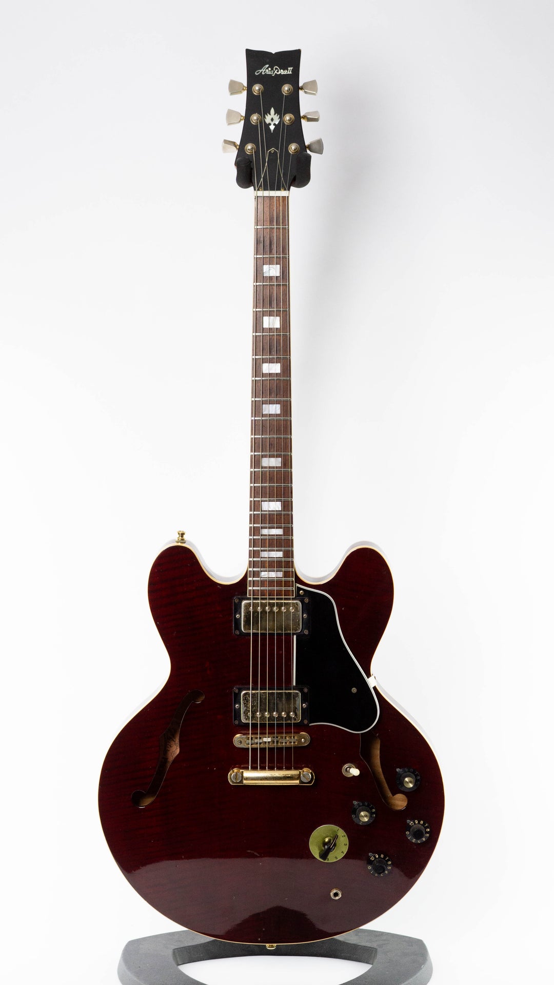 Aria Pro II ES-500 1981 Walnut