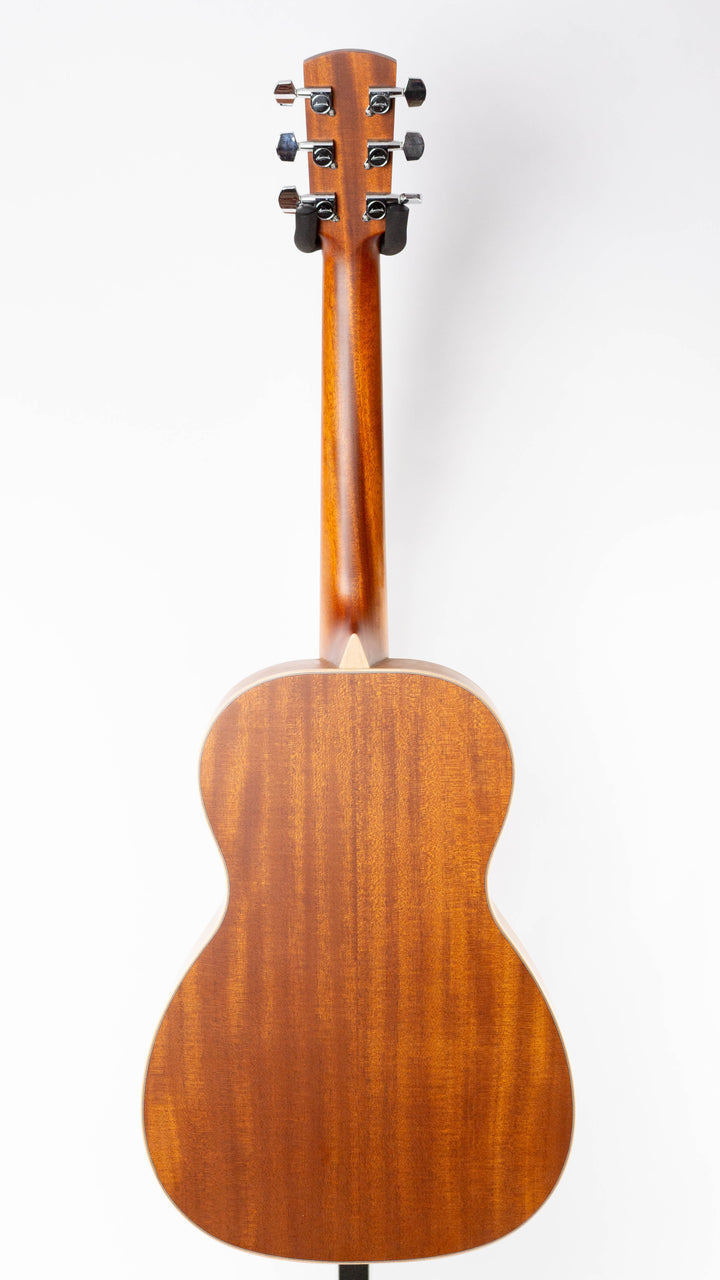 Larrivee P-02E 2017 Natural Satin