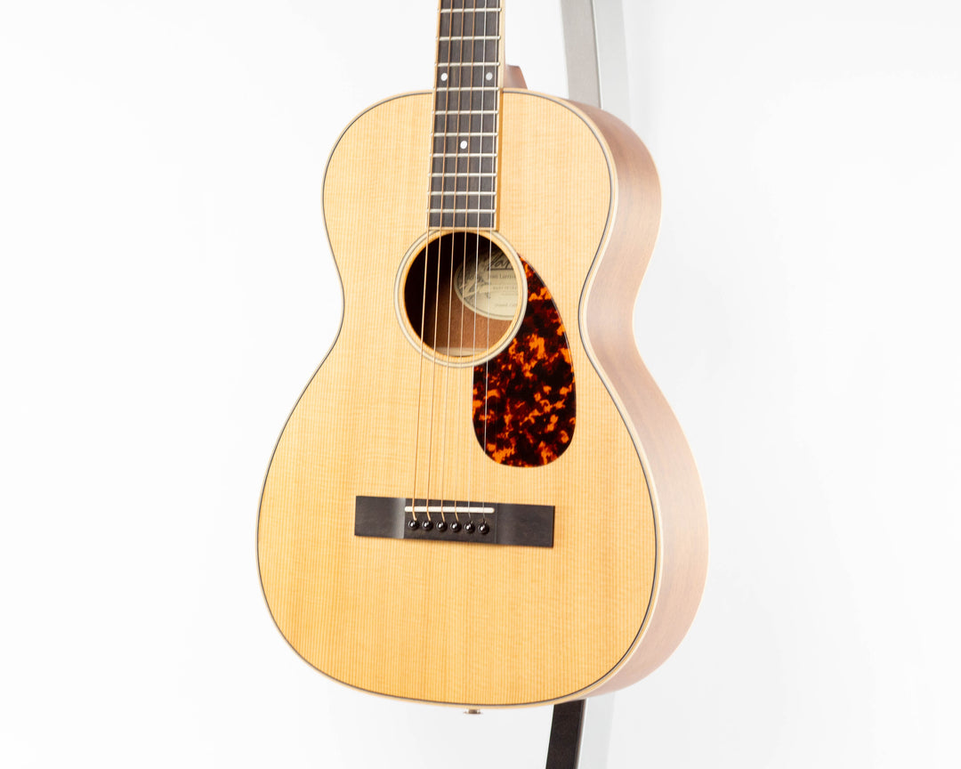 Larrivee P-02E 2017 Natural Satin