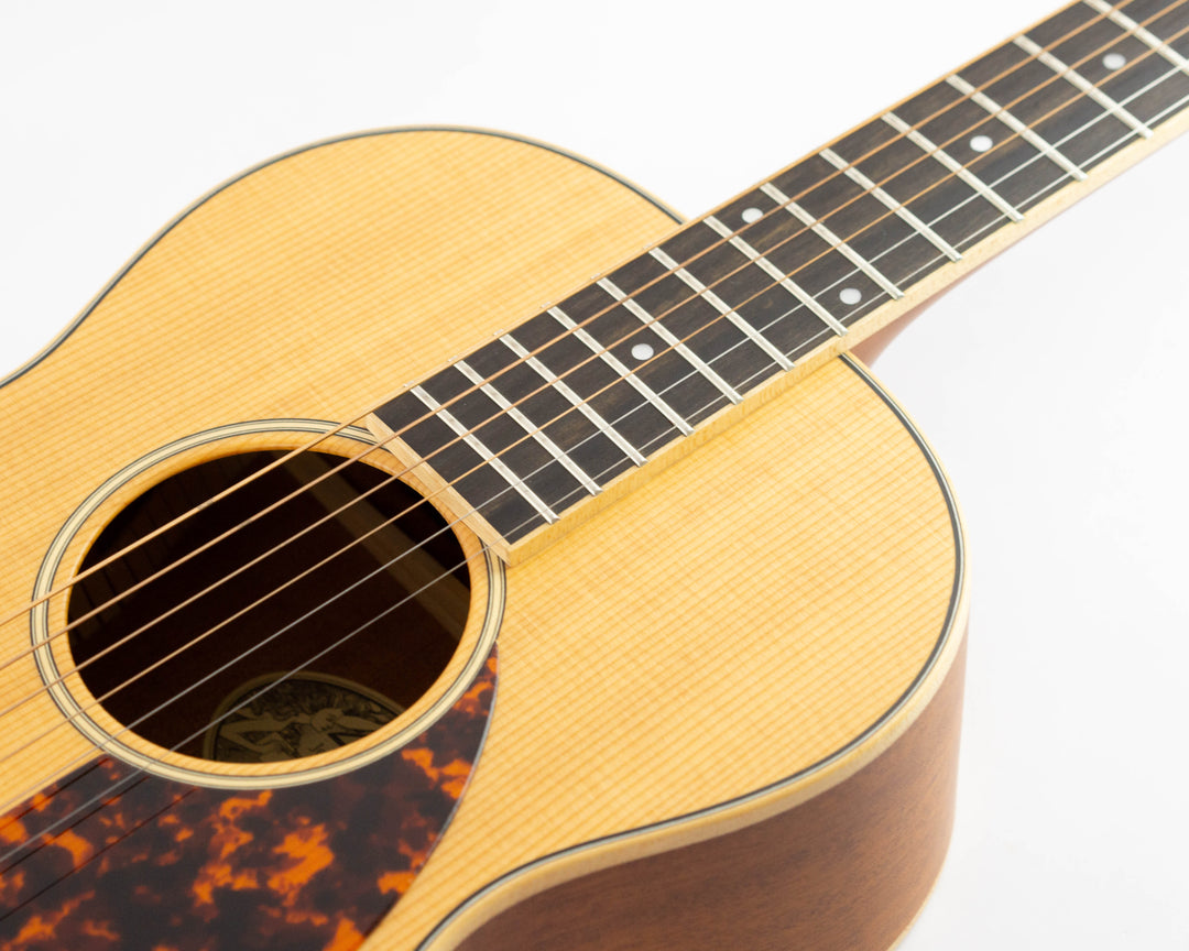 Larrivee P-02E 2017 Natural Satin