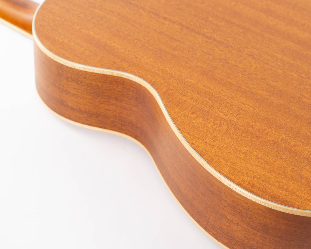 Larrivee P-02E 2017 Natural Satin