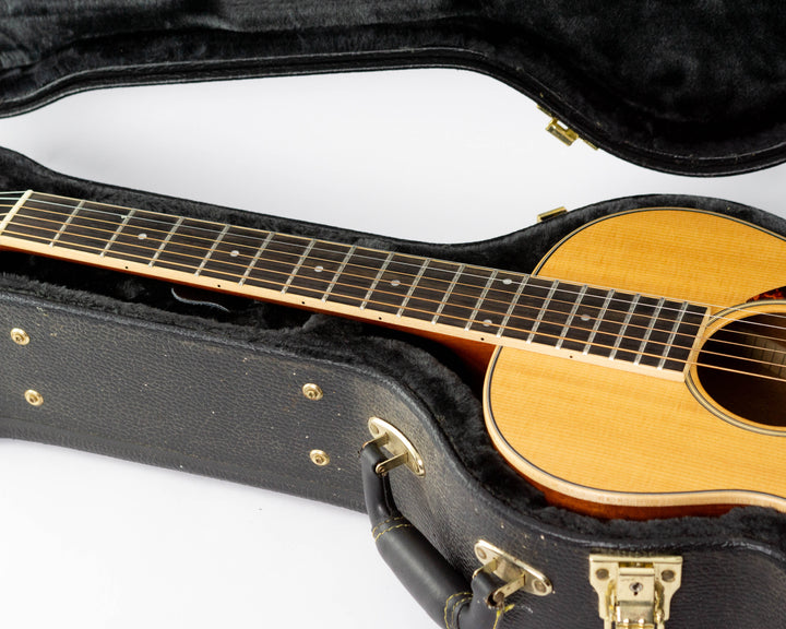 Larrivee P-02E 2017 Natural Satin